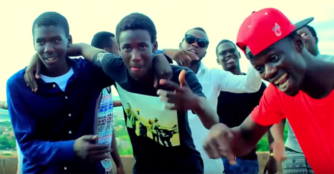 PROFESSEUR Feat. CHEICK SHOW & BULL FOFTI - BIENVENUE A BKO (CLIP)