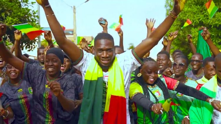 AKD – ALLEZ LES AIGLES DU MALI (Clip Officiel)